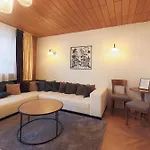 Papas Appartement *