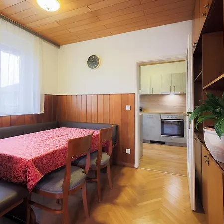 Papas * Lesce (Upper Carniola)